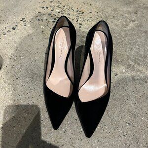 Velvet Black Giorgio Armani pumps